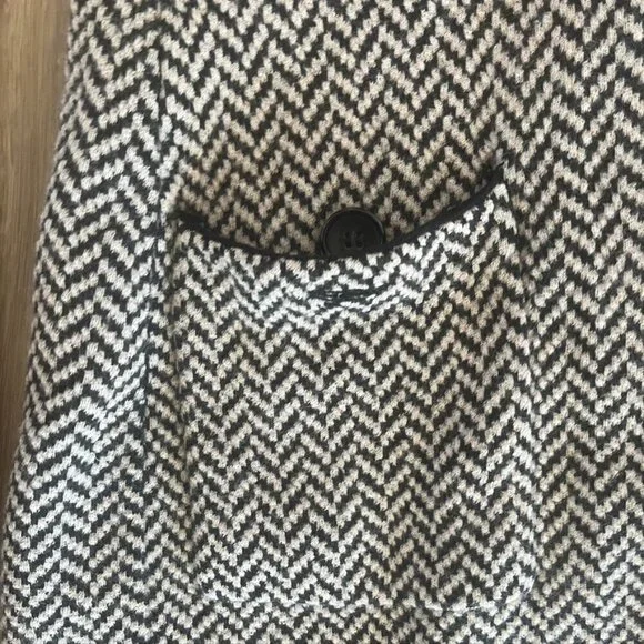 Damask Black & Tan Chevron Sweater Coat Jacket Medium